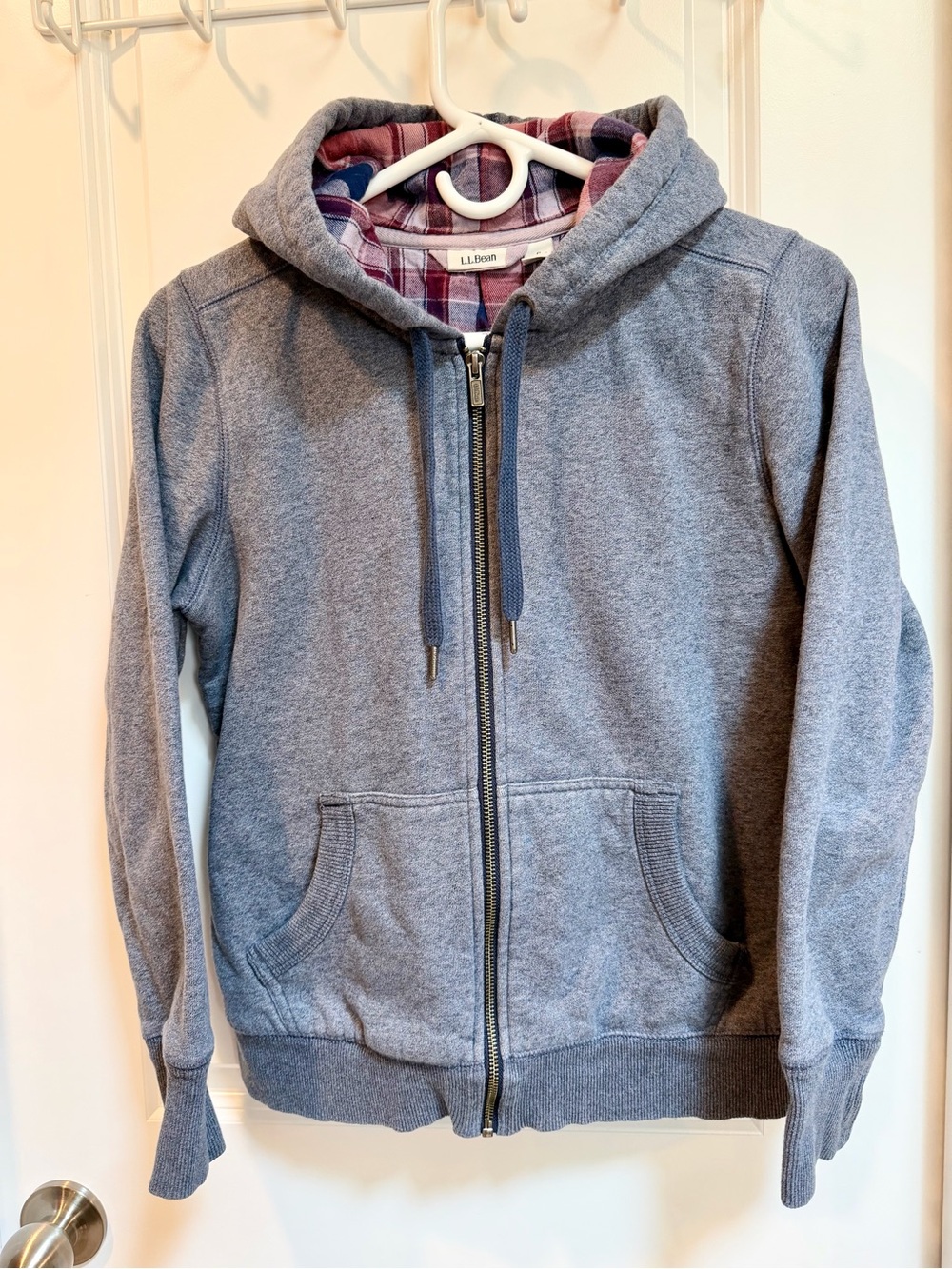 L.L. Bean Women's Size Small Petite Gray Zip-Up Hoodie Plaid Flannel Lined Cozy